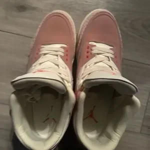 Jordan | Shoes | Rust Pink Jordan 3s Used Size 2m 135w  display picture 3
